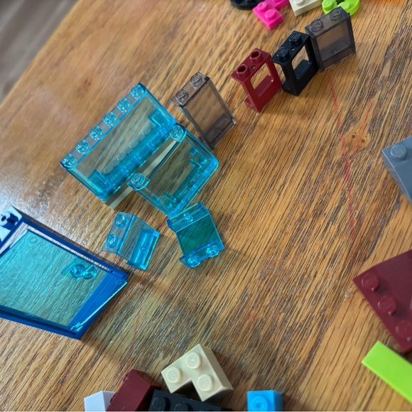 Lego - Picture 6 of 12